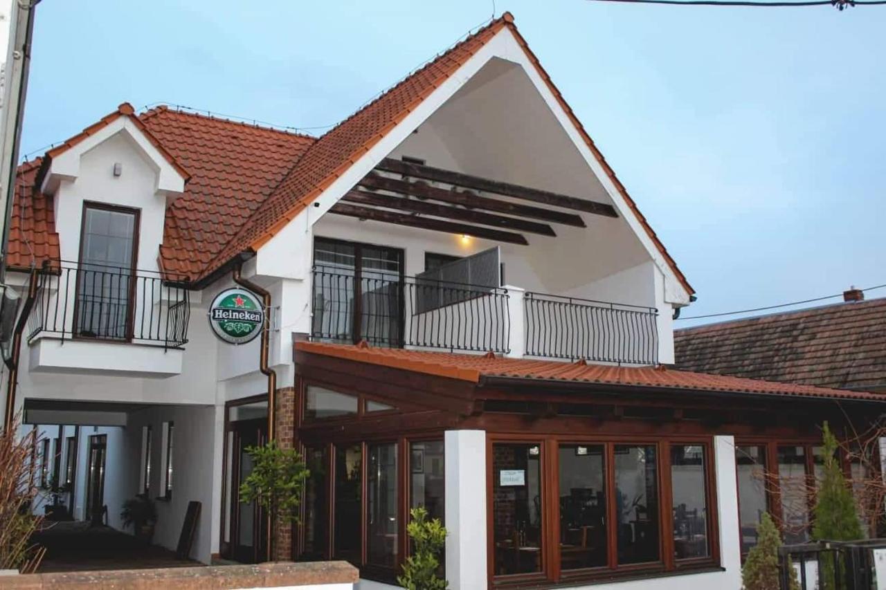 Il Galeone Hotel Ступава Екстериор снимка